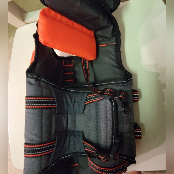 Used Dog Life Jacket Size Small In Excellent Condition. - Picture 2 of 5